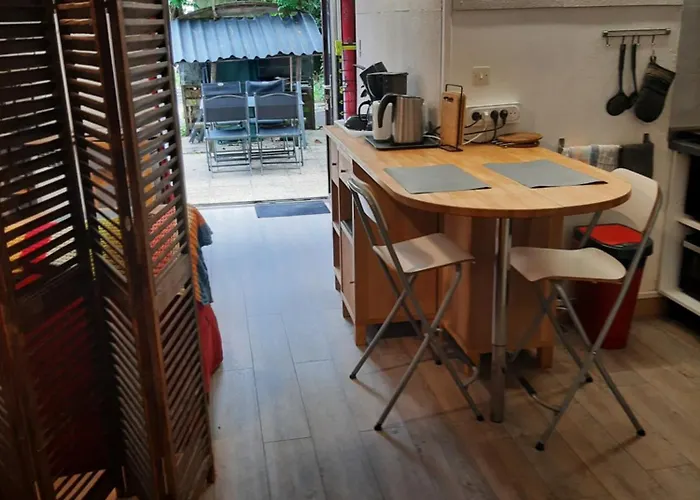 Duplex14H 1Er Etage Jardinet 1 Parking Ou Studio14B Rdc Terrasse Sans Parking