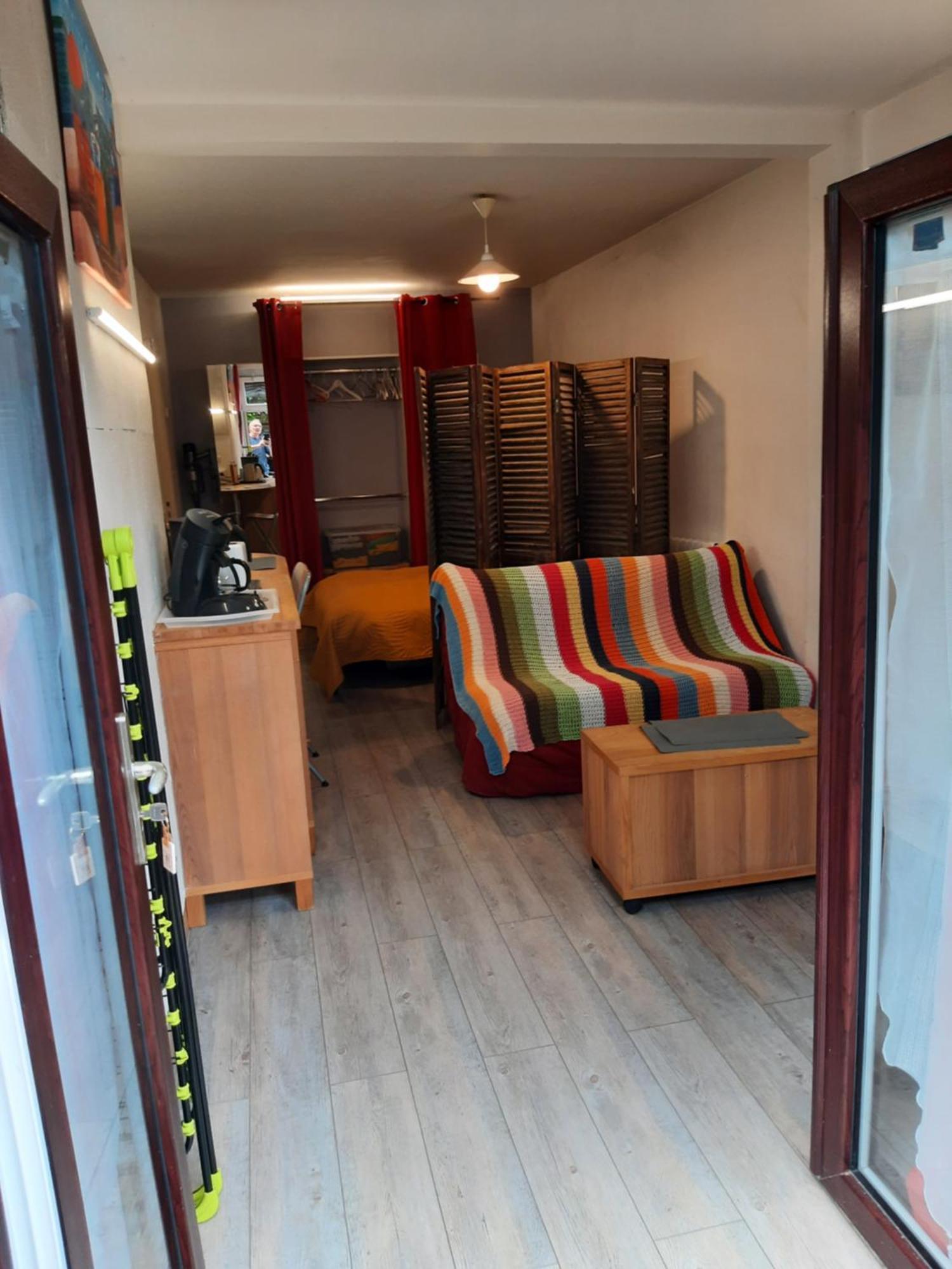 Duplex14h 1er Etage Jardinet 1 Parking Ou Studio14b Rdc Terrasse Sans Parking Apartment *