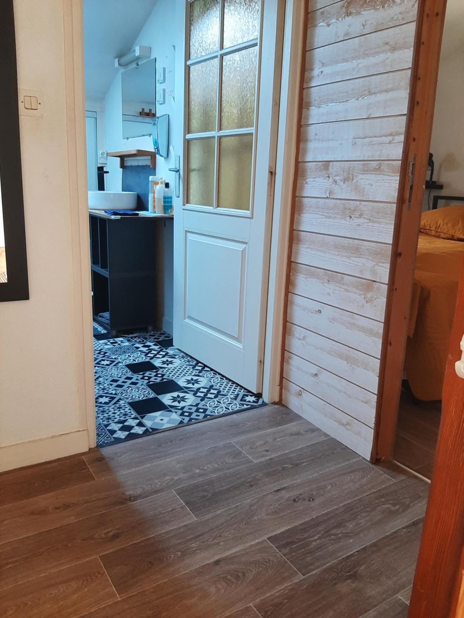 Apartment Duplex14h 1er Etage Jardinet 1 Parking Ou Studio14b Rdc Terrasse Sans Parking *