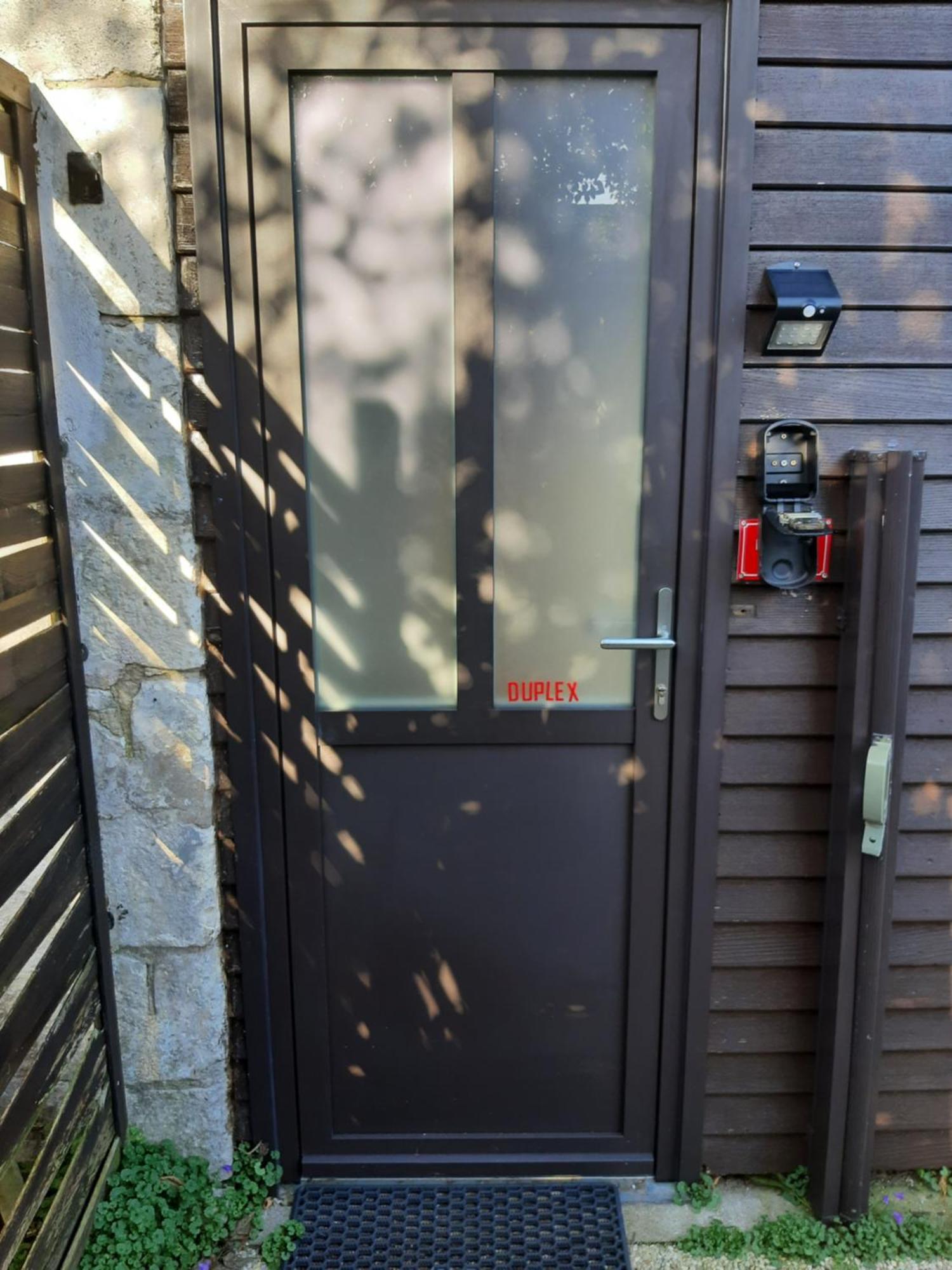 Apartment Duplex14h 1er Etage Jardinet 1 Parking Ou Studio14b Rdc Terrasse Sans Parking La Rochelle (Charente-Maritime)